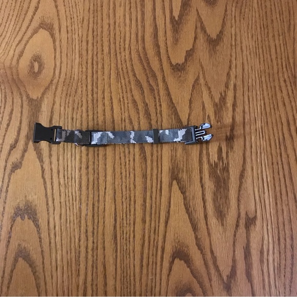 Petco Camouflage Adjustable Collar-Size Small - Picture 2 of 2
